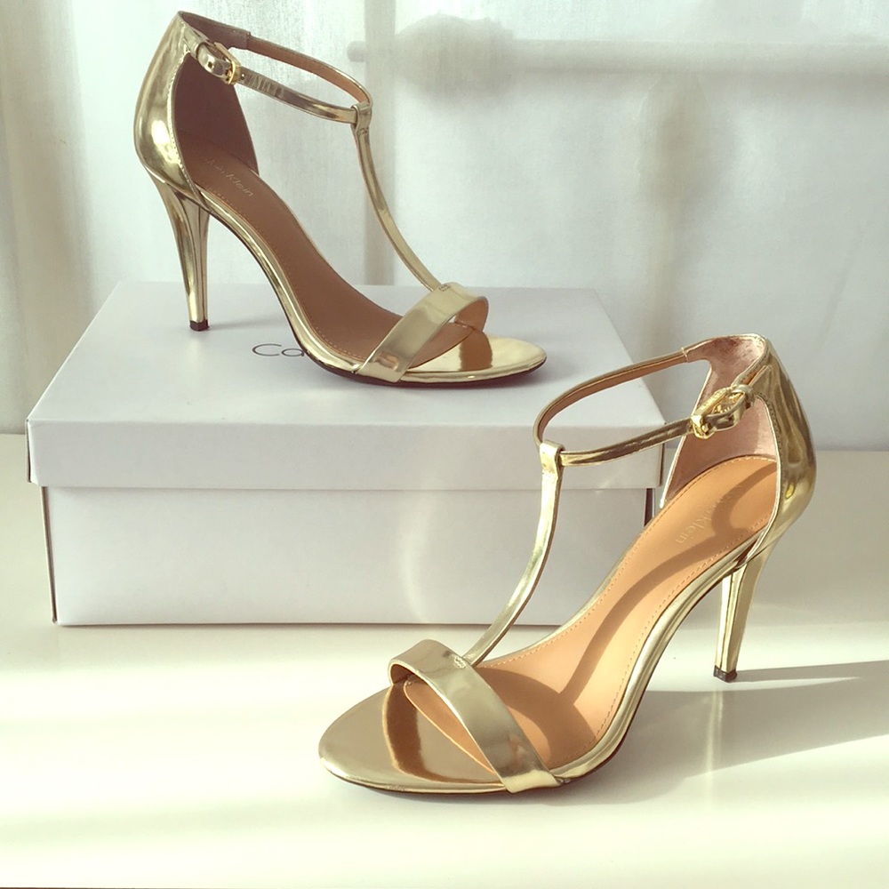 CALVIN KLEIN Nadine Mirror Metallic Heel! Size 7.5
